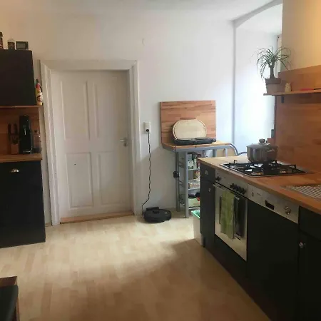 Room in Apartment - Schlafen Wie Prinzessinnen In Kemptens Schlosschen-2